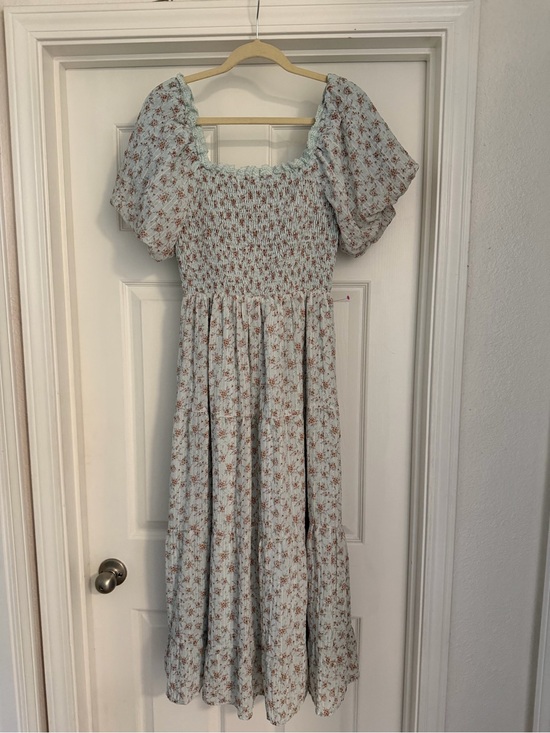 Boheme Dresses & Skirts - Boheme Light Blue Floral Midi Dress with Puff Sleeves